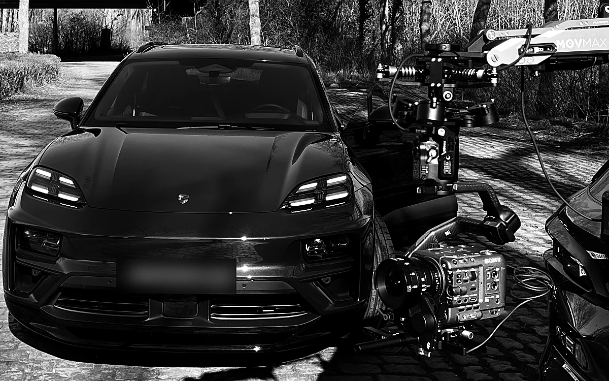 MOVMAX Pro: Car rig · camera operated from inside the vehicle · real car-to-car shots