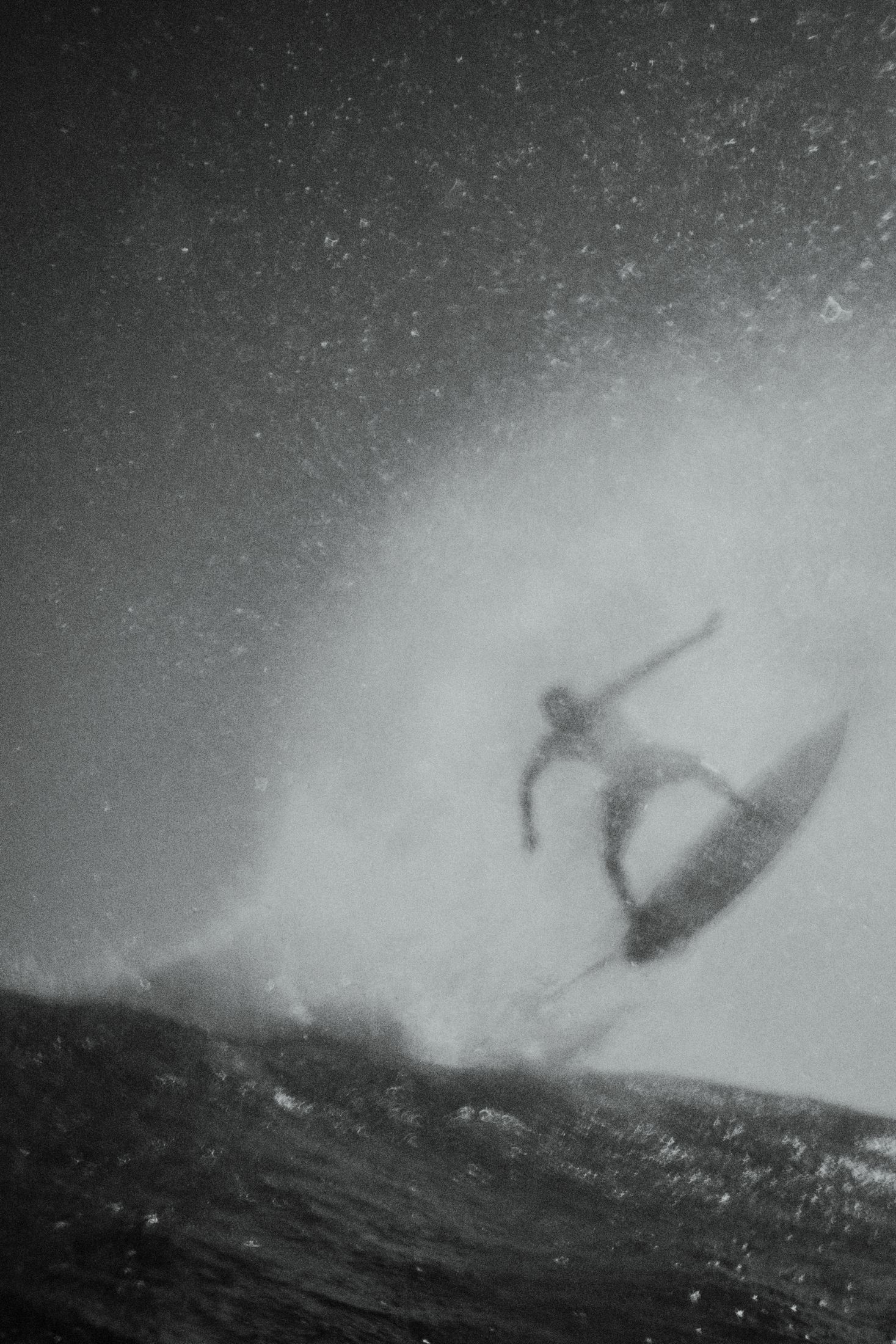 Surf still by Maxime Hugo