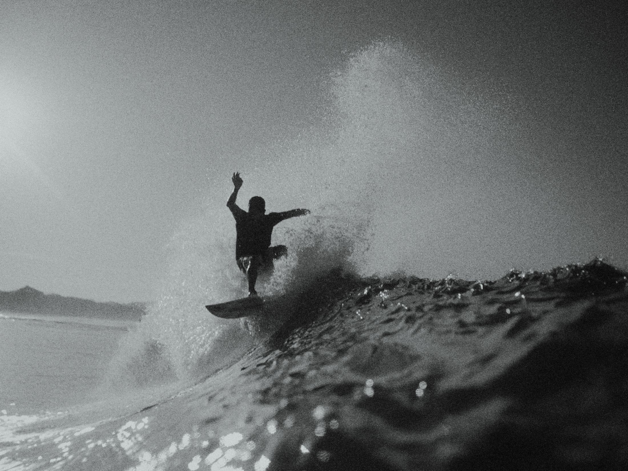 Surf still by Maxime Hugo
